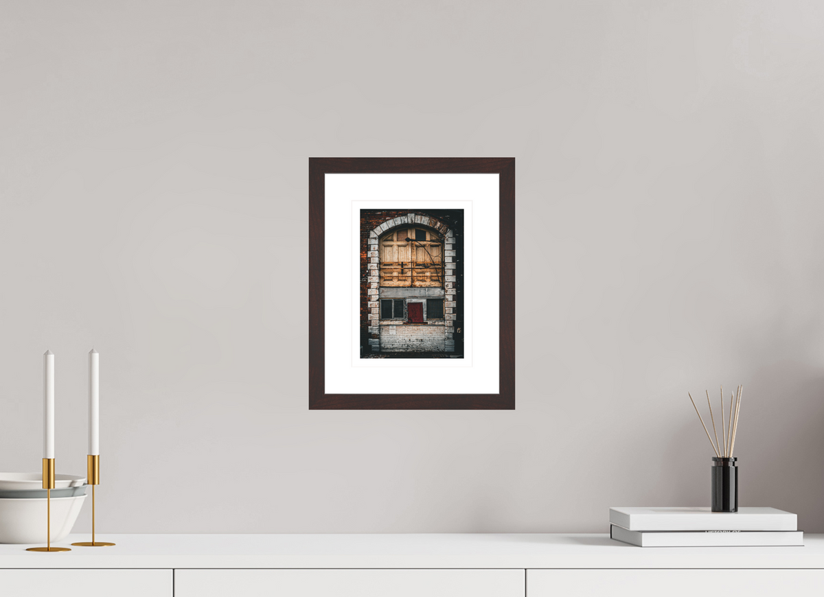 15 x 21.2 cm, Alder brown | Natural white mount Be ryte | Leeds