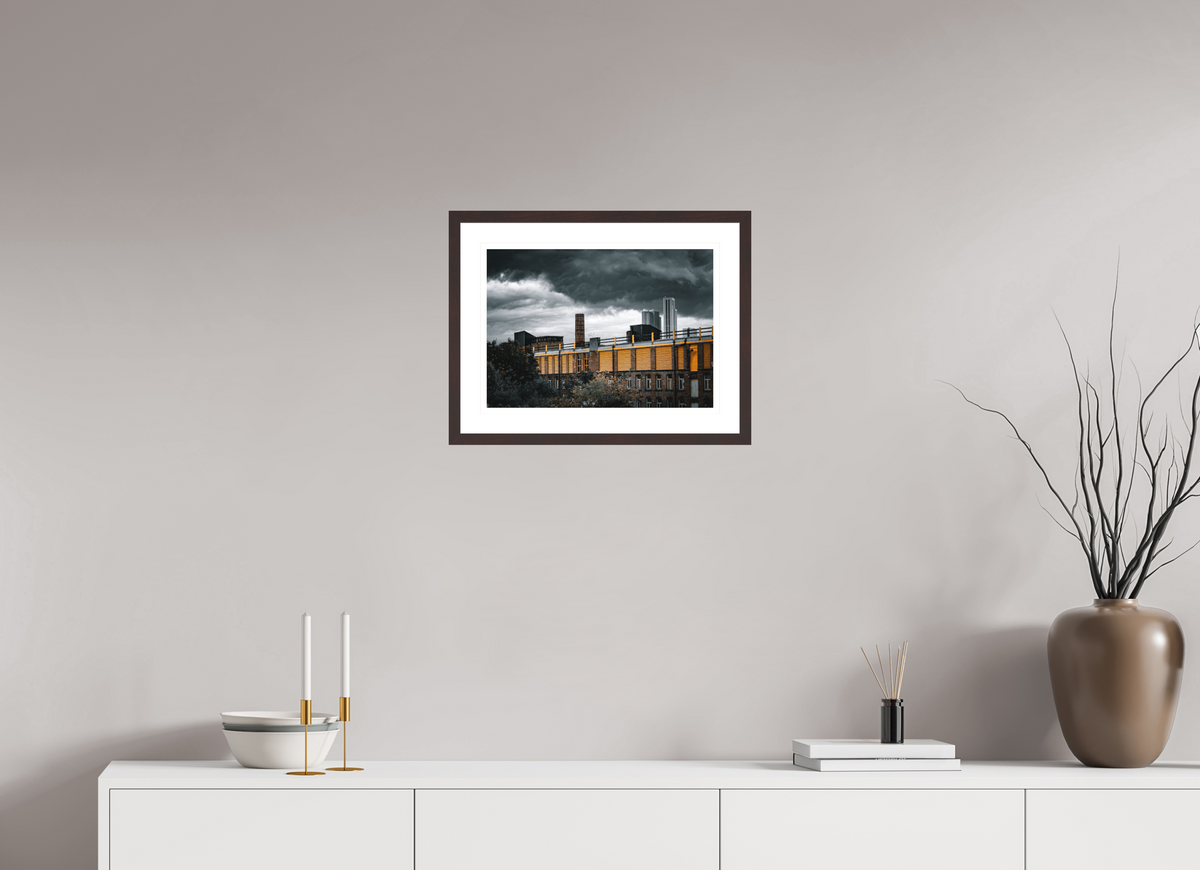 42.4 x 30 cm, Alder brown | Natural white mount Ower-kessen | Leeds
