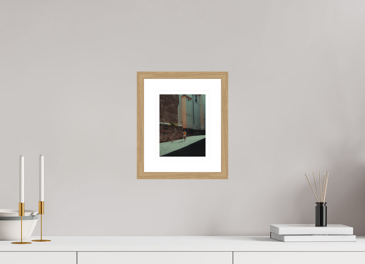 15 x 20 cm, Natural oak | Natural white mount Passing Through | Salerno, Italy
