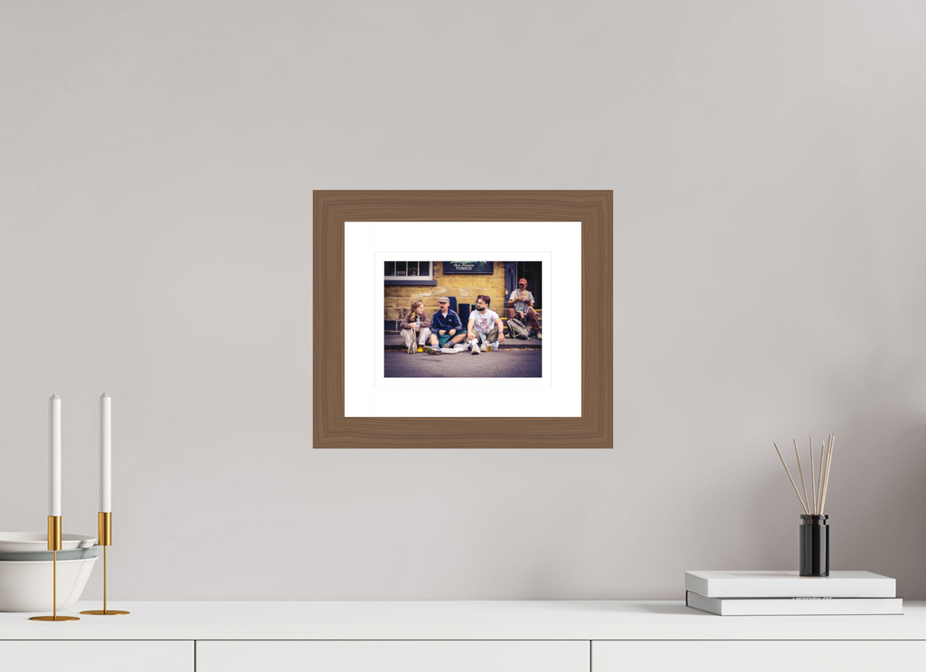 20 x 15 cm, Hamburg 40 mm, Walnut Fine Tonic - Leeds, UK.