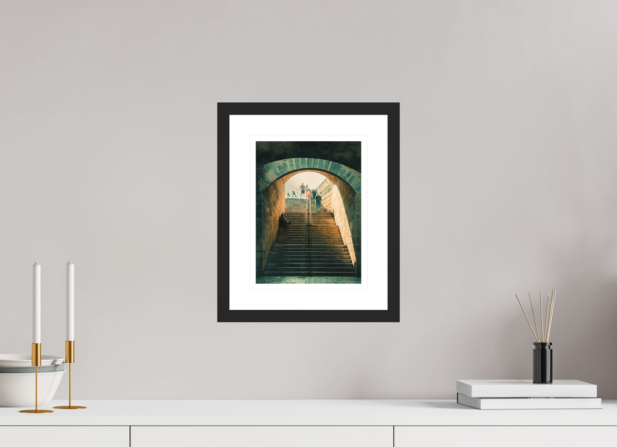 20 x 26.7 cm, Black matte | Natural white mount The Cost | Palma de Mallorca