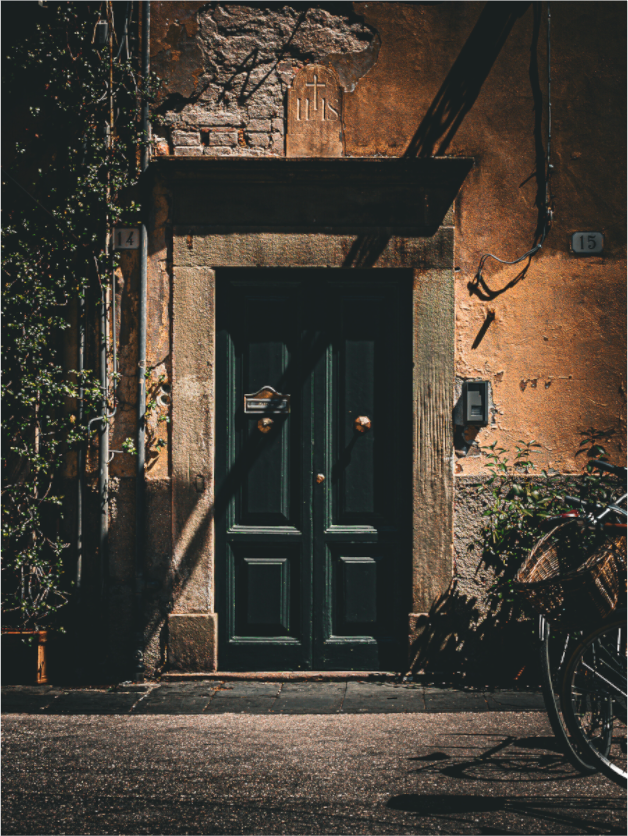 Main image Between 14 & 15 | Lucca, Tuscany