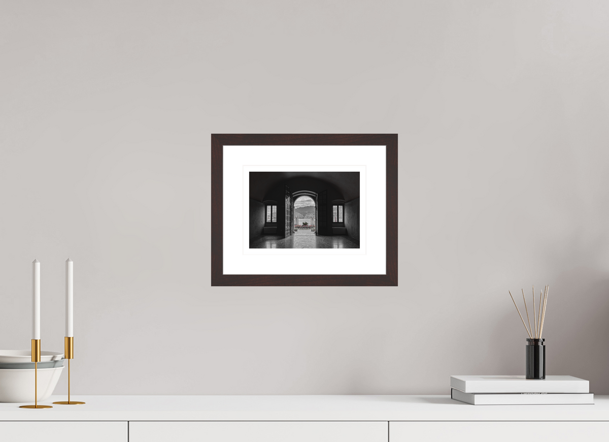 21.2 x 15 cm, Alder brown | Natural white mount Palazzo dei Capitani | Malcesine, Italy