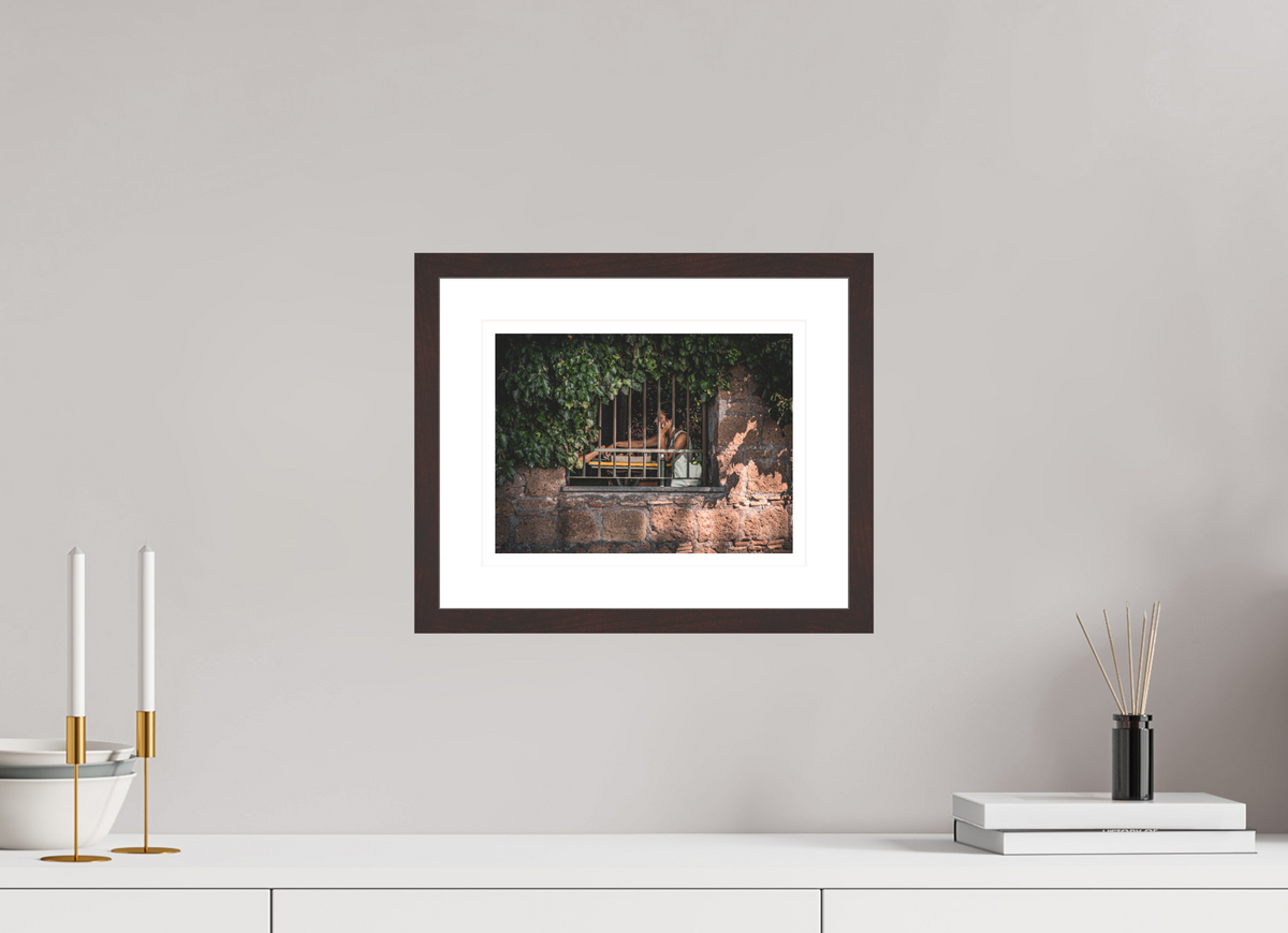 26.7 x 20 cm, Alder brown | Natural white mount Private View | Tuscania, Italy