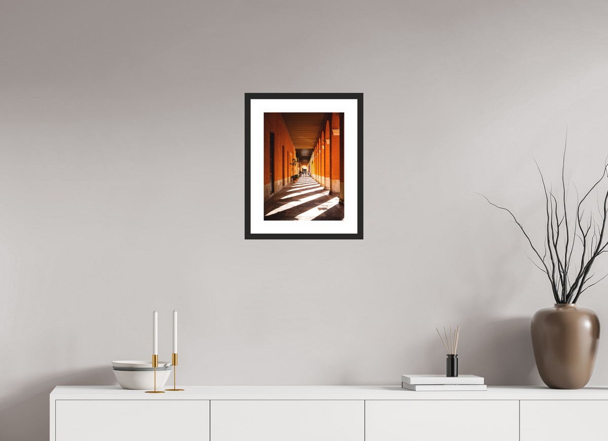 30 x 40 cm, Black matte | Natural white mount Intervals of Light | Palma de Mallorca