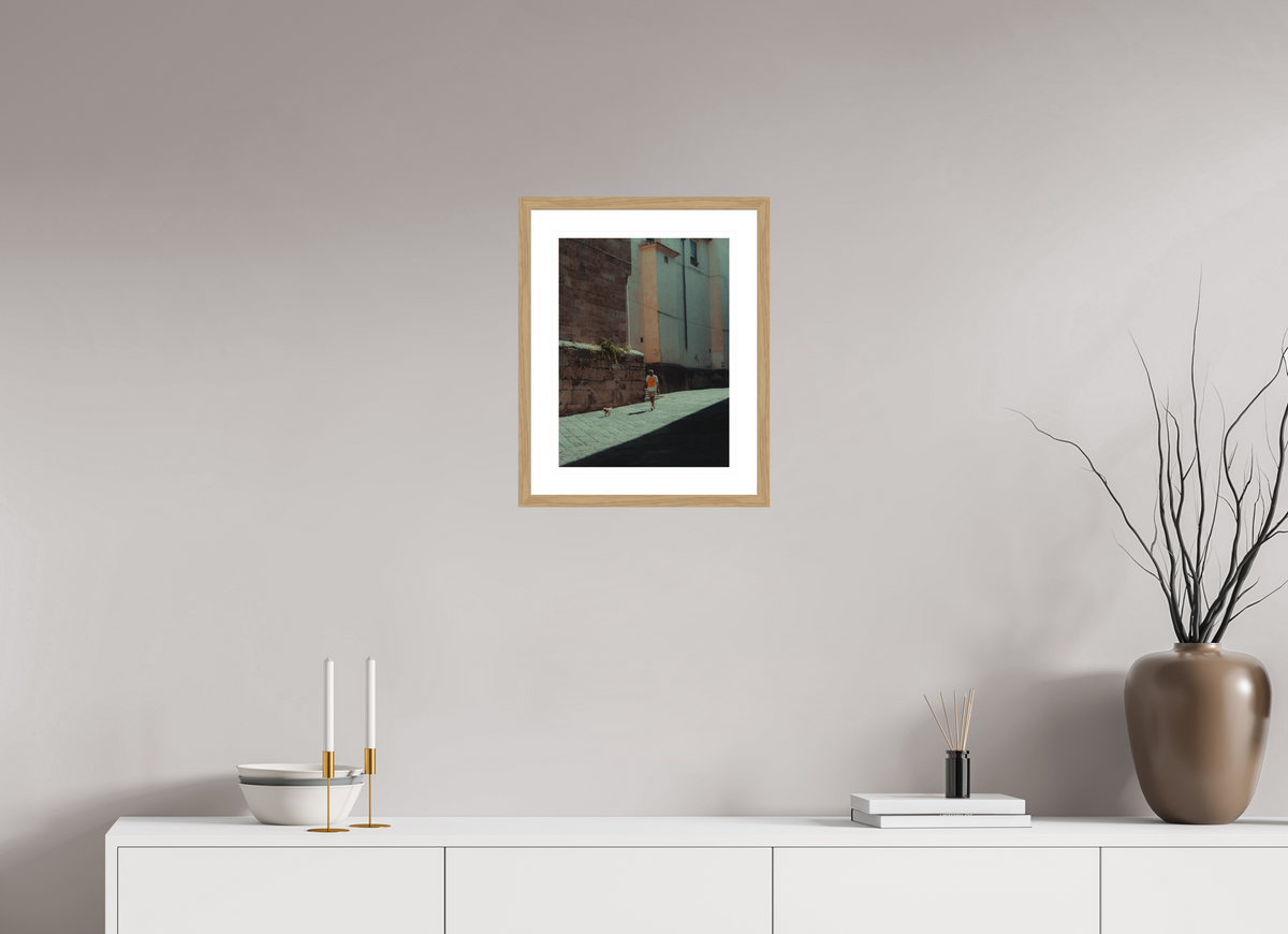 30 x 40 cm, Natural oak | Natural white mount Passing Through | Salerno, Italy