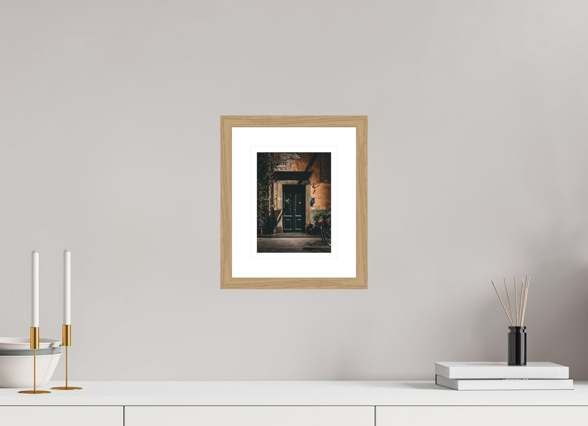 15 x 20 cm, Natural oak | Natural white mount Between 14 & 15 | Lucca, Tuscany