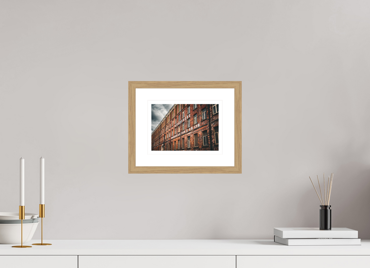 21.2 x 15 cm, Natural oak | Natural white mount Scott Hall Milne | Leeds