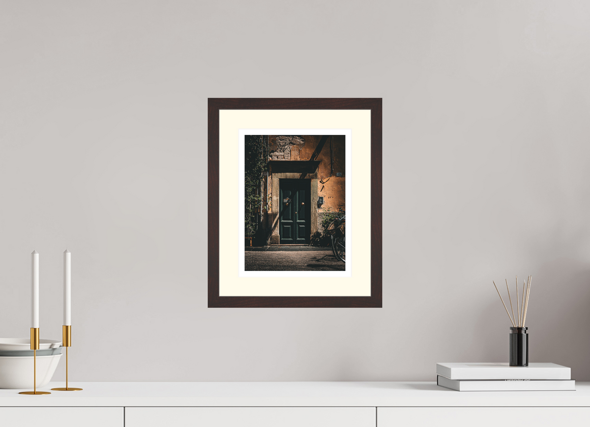 20 x 26.7 cm, Alder brown | Ivory mount Between 14 & 15 | Lucca, Tuscany