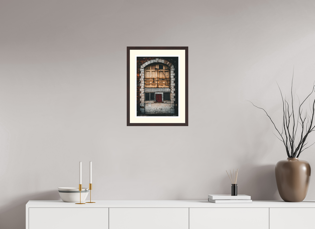 30 x 42.4 cm, Alder brown | Ivory mount Be ryte | Leeds