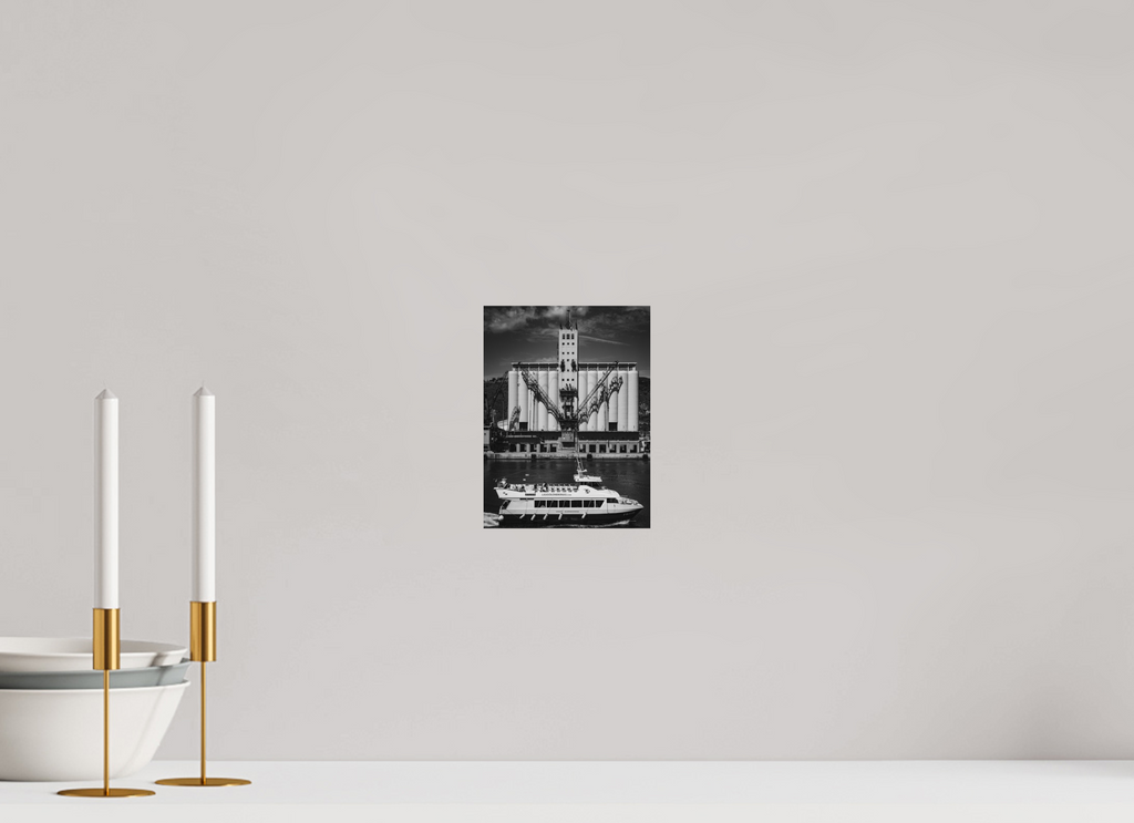 15 x 20 cm, Print Only Passing Industry | Barcelona, Catalonia