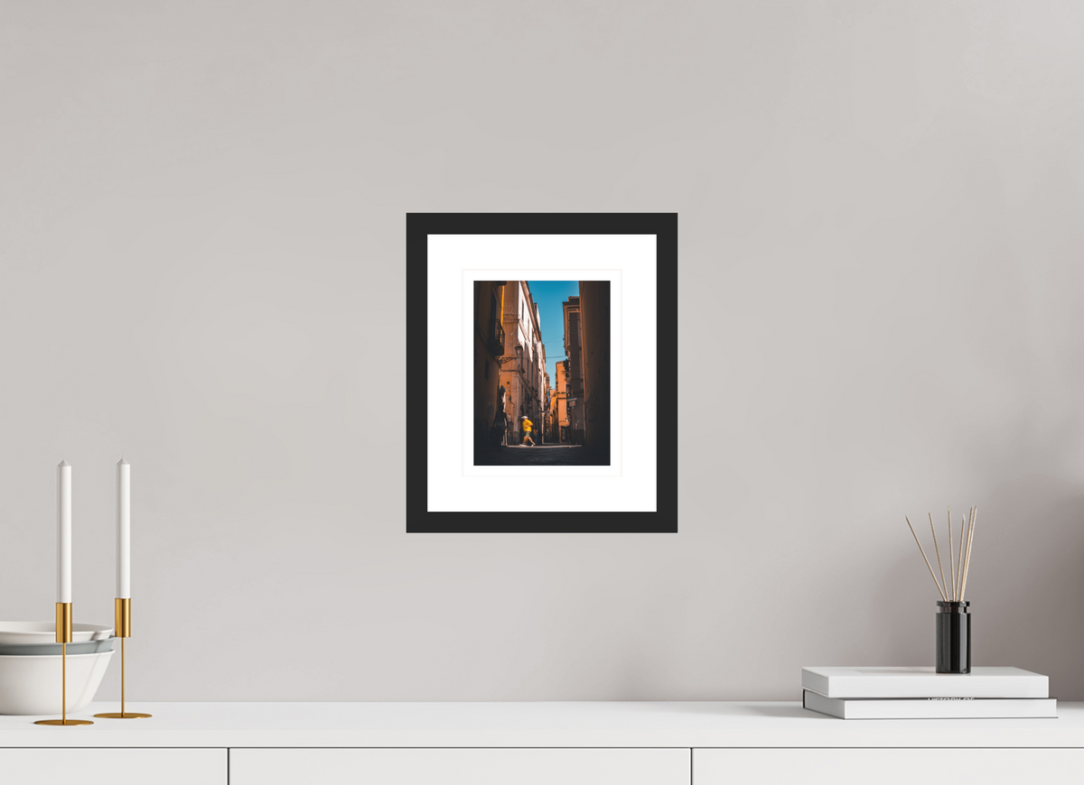 15 x 20 cm, Black matte | Natural white mount Running light | Salerno, Italy