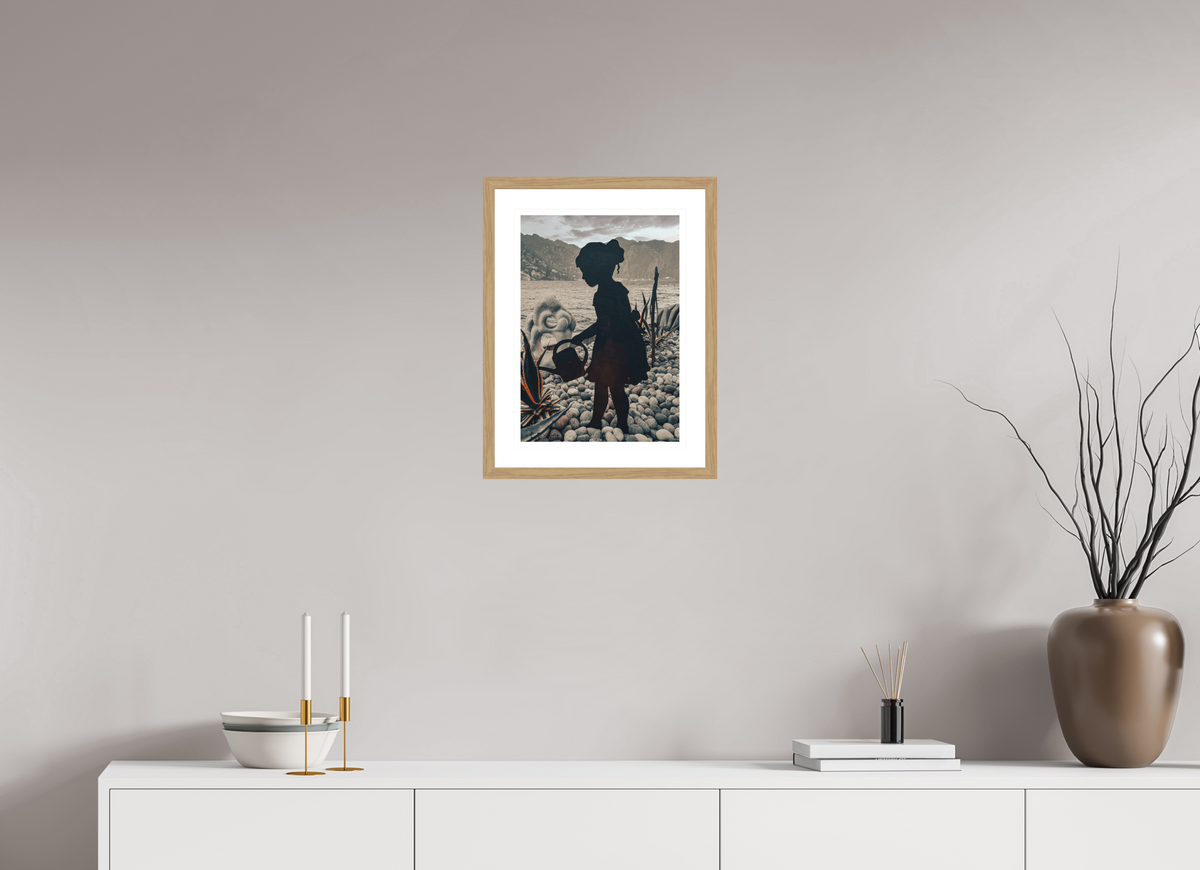 30 x 42.4 cm, Natural oak | Natural white mount Lake Gardener | Malcesine, Italy