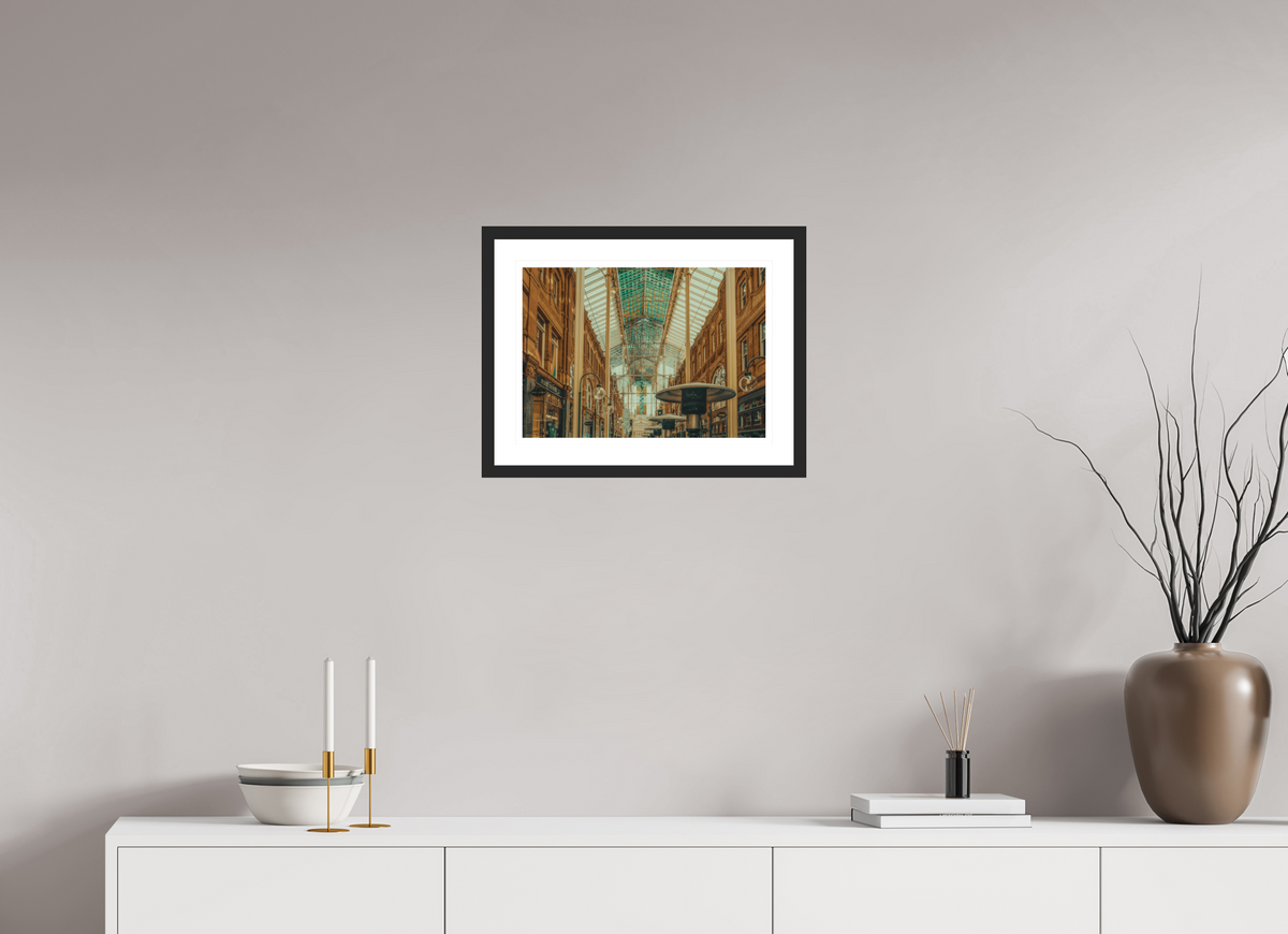 42.4 x 30 cm, Black matte | Natural white mount Victoria | Leeds